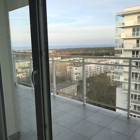 Wiezowiec Ocean Spokojny Danzica Esterno foto